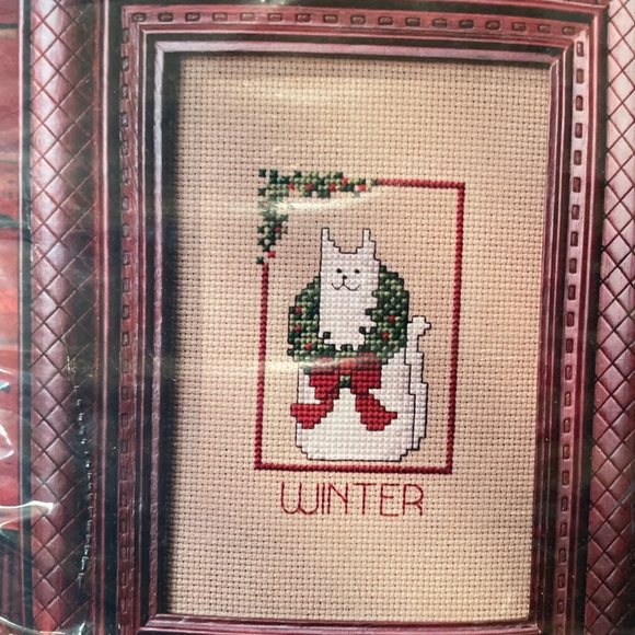 Better Homes & Garden Cat For All Seasons Sampler Kit. Makes 4 5 x 7 Samplers - Picture 4 of 7